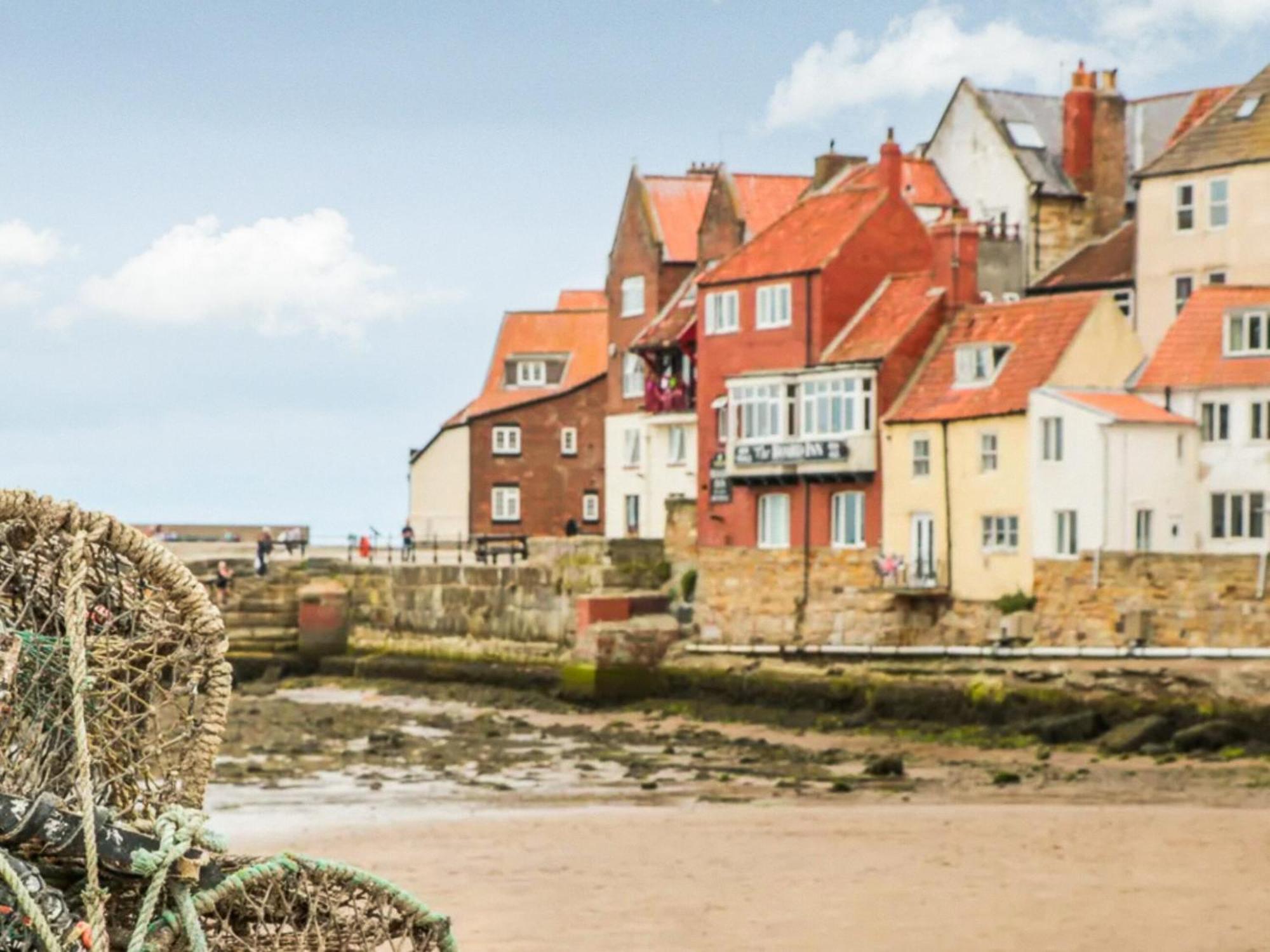 Whitby Sands Exteriör bild